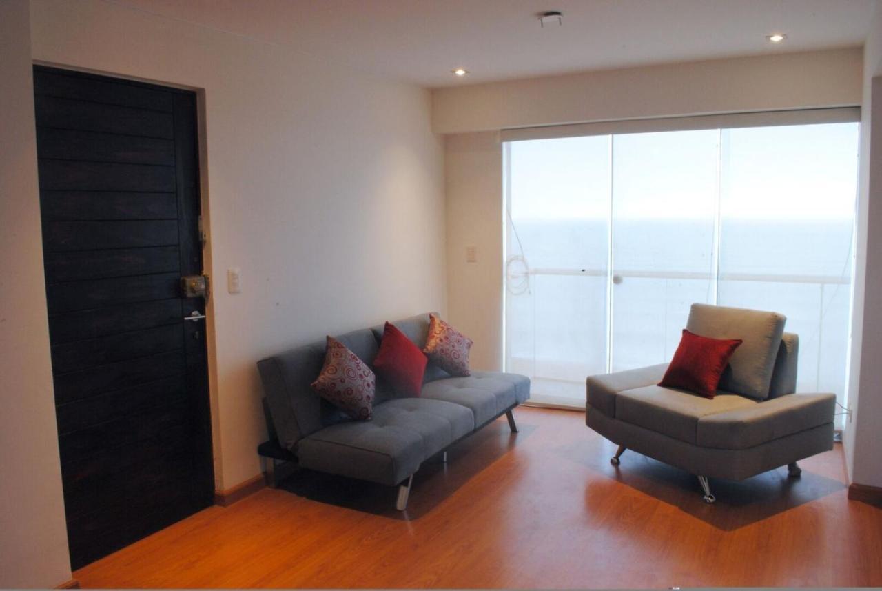 Beachfront Condo San Miguel Лима Екстериор снимка